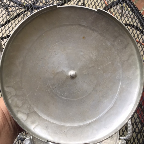 Hammered tin server - Picture 6 of 8